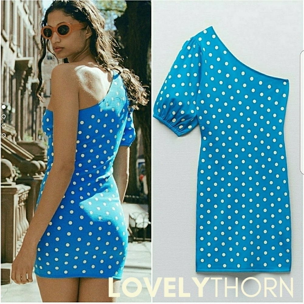 ZARA // turquoise polka dot one puff shoulder soft & stretchy knit mini dress